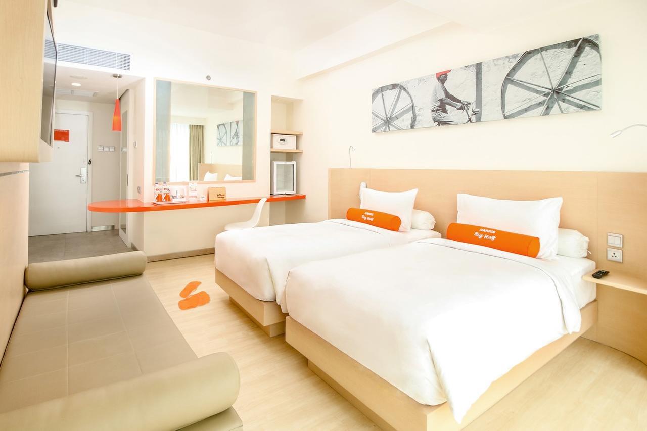 Harris Hotel Sentraland Semarang Exterior foto