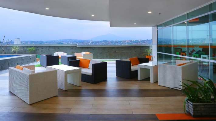Harris Hotel Sentraland Semarang Exterior foto
